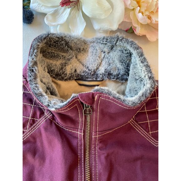 Noble Outfitters Womens Faux Fur Collar Quilted Vest XL Burgundy Gorpcore - Picture 10 of 11